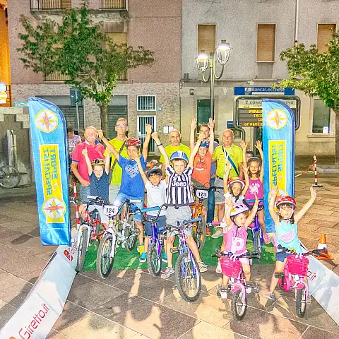 VeloGimkana serale oggionese - Oggiono 2016