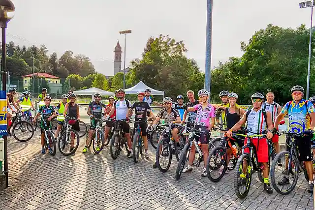 Pedalata notturna - Carenno 2019