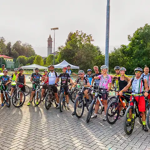 Pedalata notturna - Carenno 2019