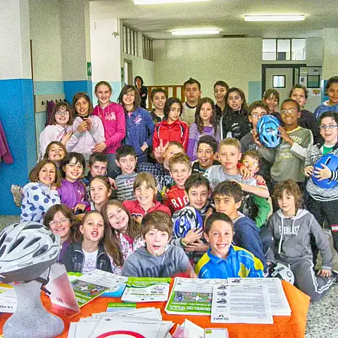 Ciclopatente nelle scuole: Primaluna - 2011