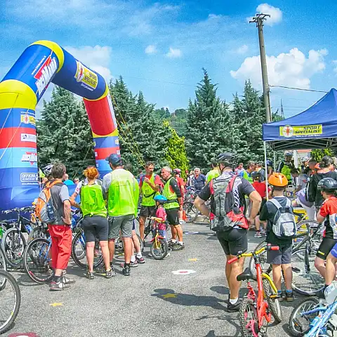 Pedalata in Brianza - Barzanò 2012